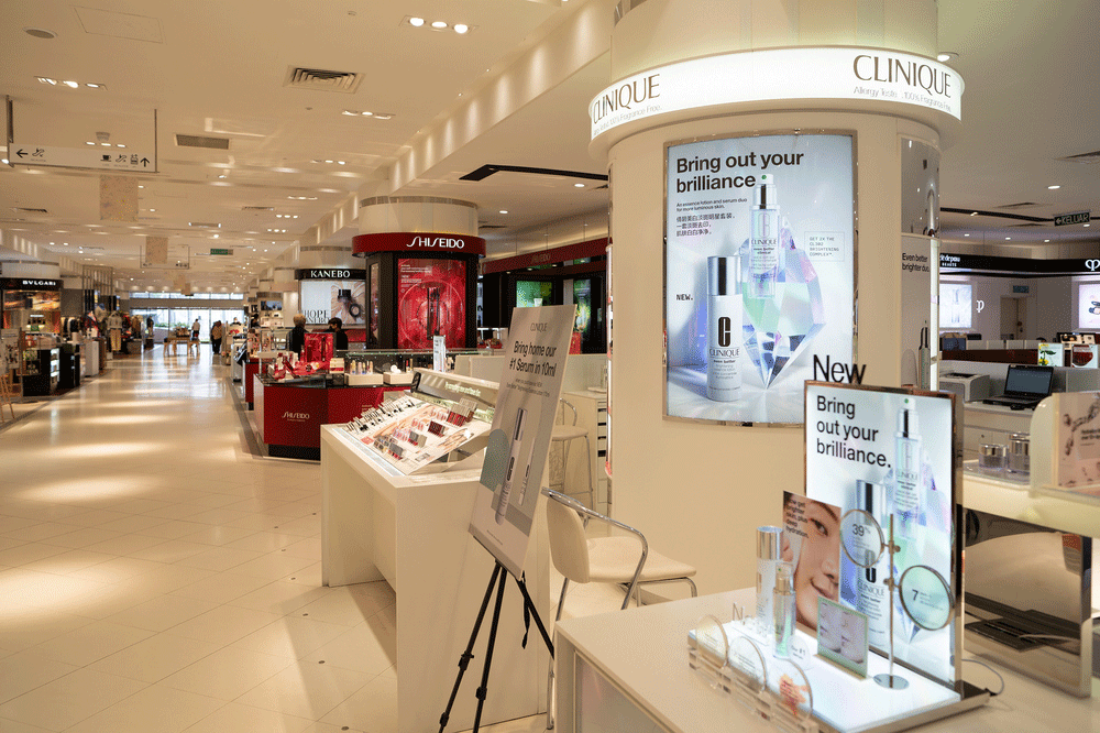 6 Digital Signage Trends For Retailers To Watch For In 2025